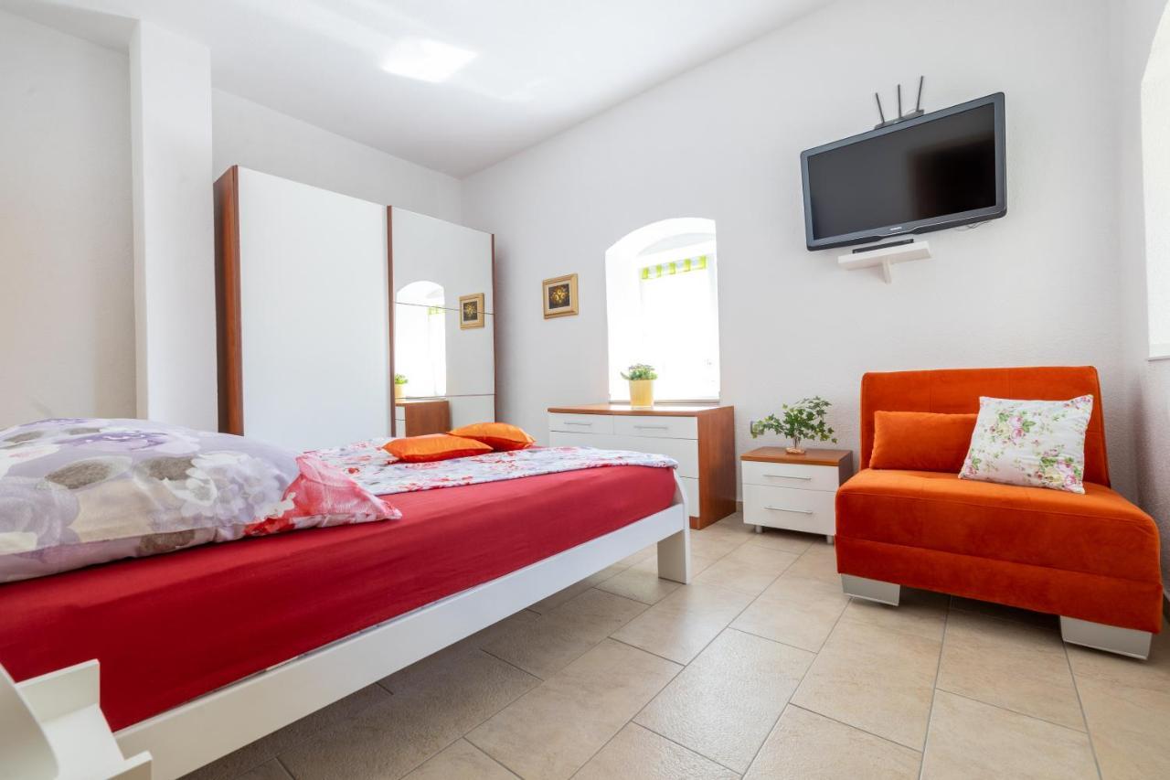מאקרסקה Apartmani Soldan מראה חיצוני תמונה