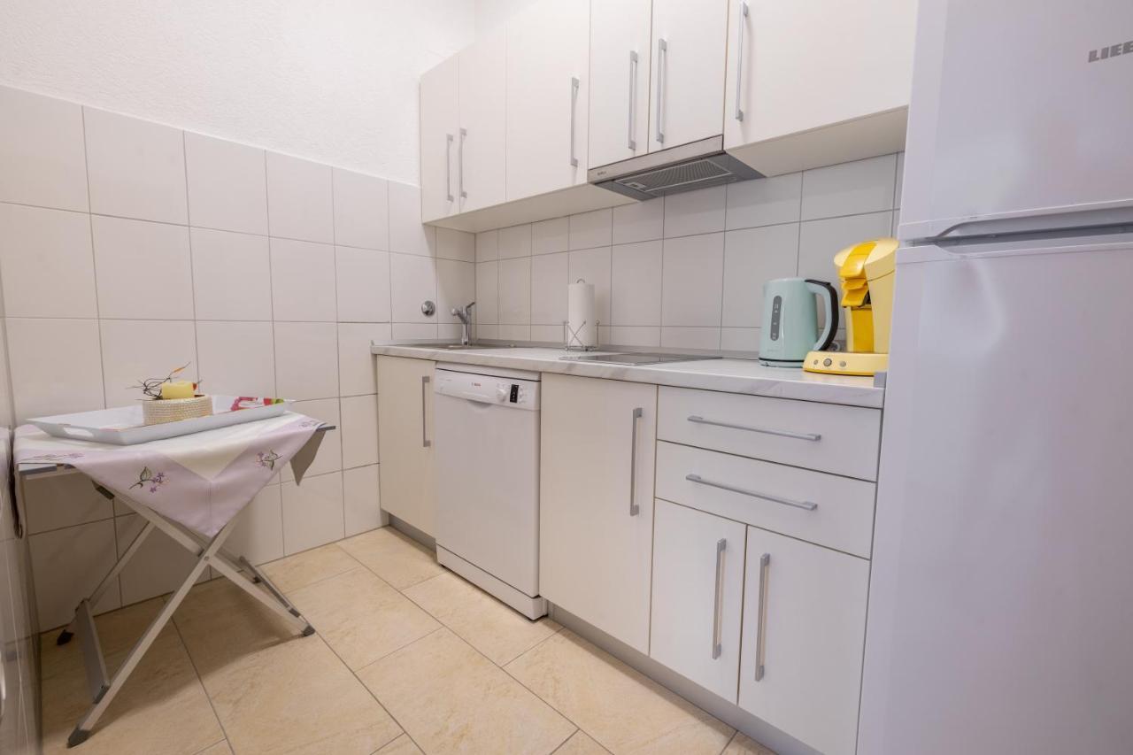 מאקרסקה Apartmani Soldan מראה חיצוני תמונה