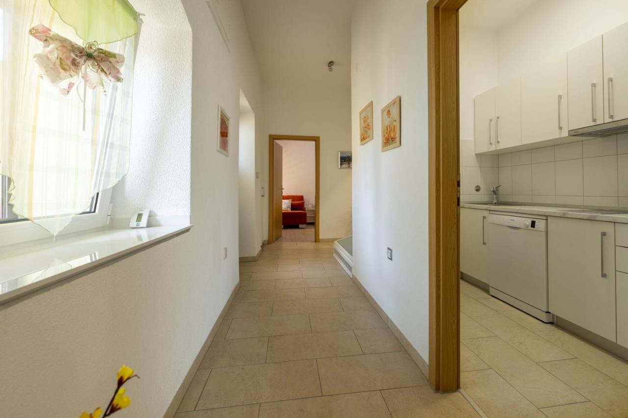 מאקרסקה Apartmani Soldan מראה חיצוני תמונה